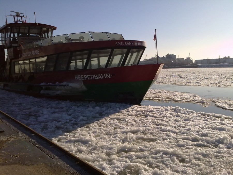 harbour in winter 6